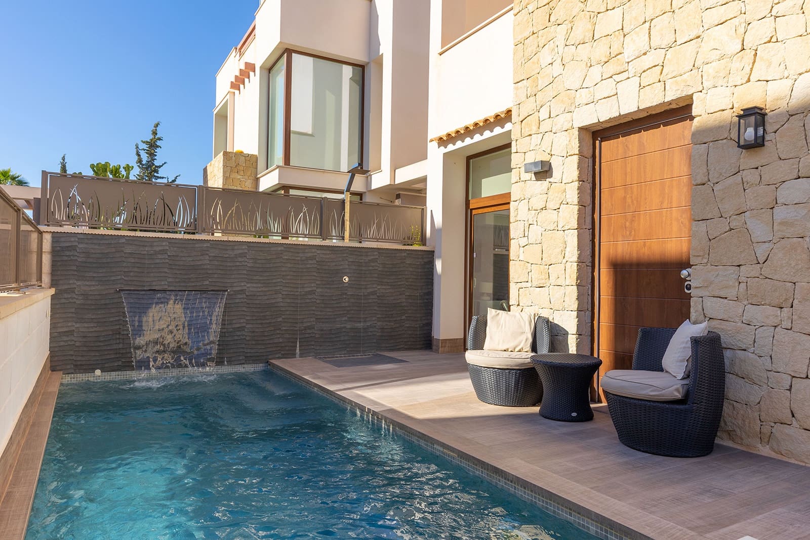 3 bedroom Villa for sale in Ciudad Quesada with pool - € 489,000 (Ref: 9559296)