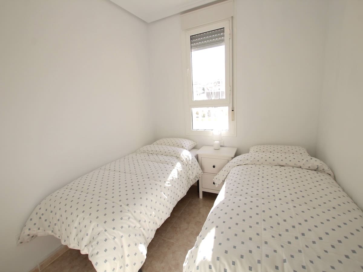 2 Zimmer Apartment zu verkaufen in Ciudad Quesada mit Pool - 139.950 € (Ref: 9562225)