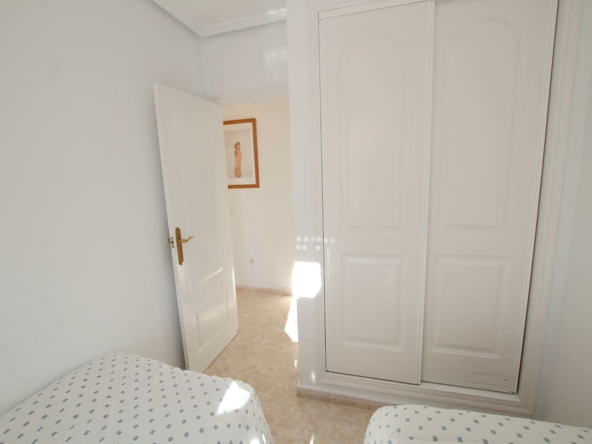 2 Zimmer Apartment zu verkaufen in Ciudad Quesada mit Pool - 139.950 € (Ref: 9562225)