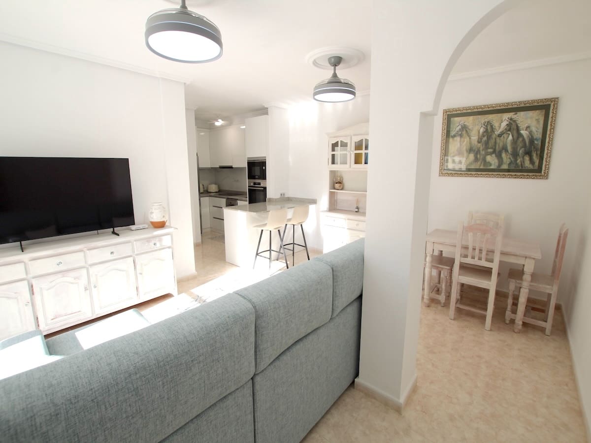 2 Zimmer Apartment zu verkaufen in Ciudad Quesada mit Pool - 139.950 € (Ref: 9562225)