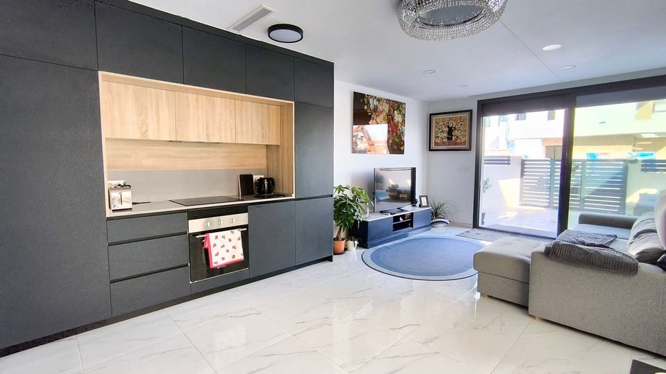 3 sypialnia Willa na sprzedaż w Los Montesinos z basenem - 387 500 € (Ref: 9563985)