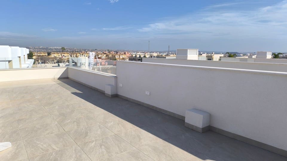 3 sypialnia Willa na sprzedaż w Los Montesinos z basenem - 387 500 € (Ref: 9563985)