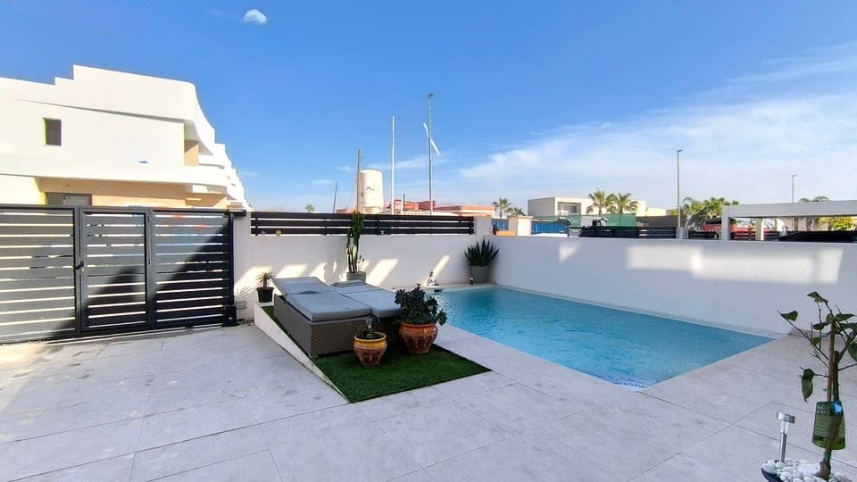 3 sypialnia Willa na sprzedaż w Los Montesinos z basenem - 387 500 € (Ref: 9563985)