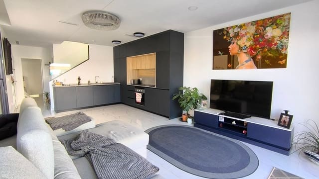 3 sypialnia Willa na sprzedaż w Los Montesinos z basenem - 387 500 € (Ref: 9563985)