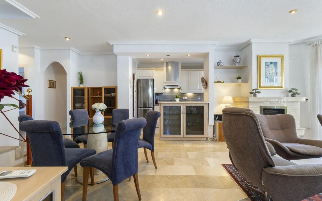 4 soveværelse Villa til salg i Los Dolses med swimmingpool garage - € 395.000 (Ref: 9588159)