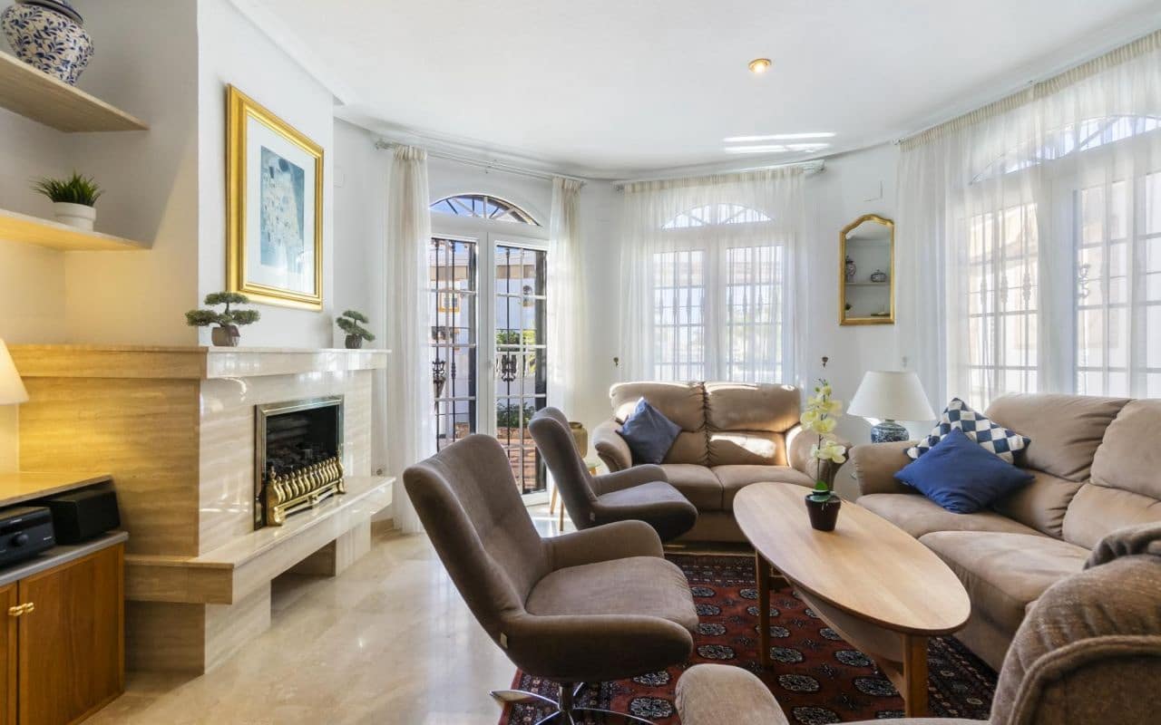 4 soveværelse Villa til salg i Los Dolses med swimmingpool garage - € 395.000 (Ref: 9588159)