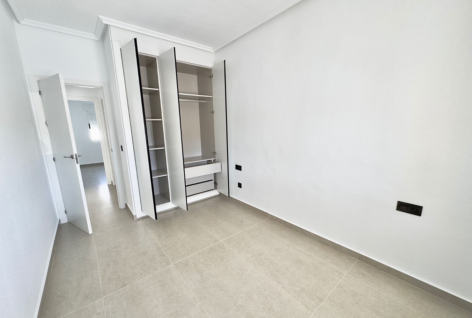 2 soveværelse Villa til salg i Algorfa med swimmingpool - € 259.000 (Ref: 9592219)