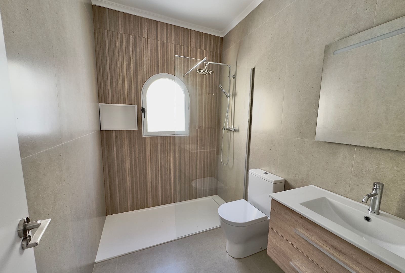 2 soveværelse Villa til salg i Algorfa med swimmingpool - € 259.000 (Ref: 9592219)