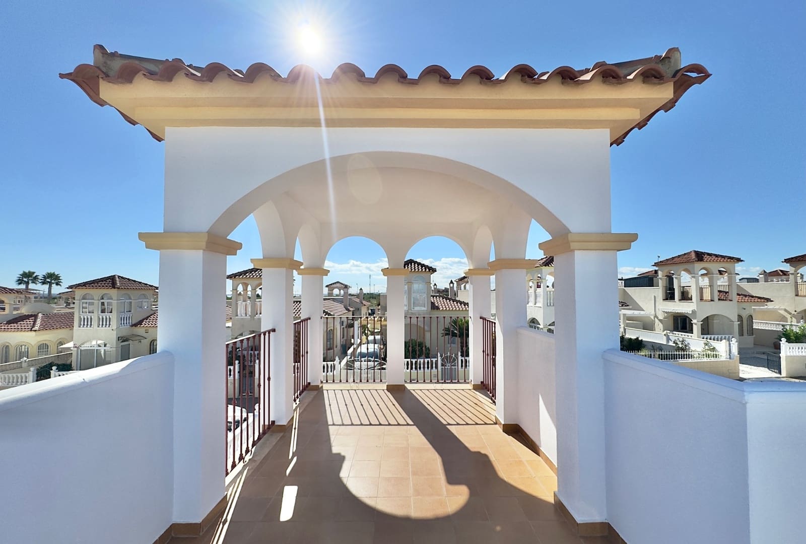 2 soveværelse Villa til salg i Algorfa med swimmingpool - € 259.000 (Ref: 9592219)