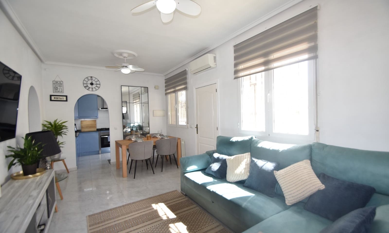 2 soveværelse Villa til salg i Ciudad Quesada med swimmingpool - € 279.000 (Ref: 9597154)