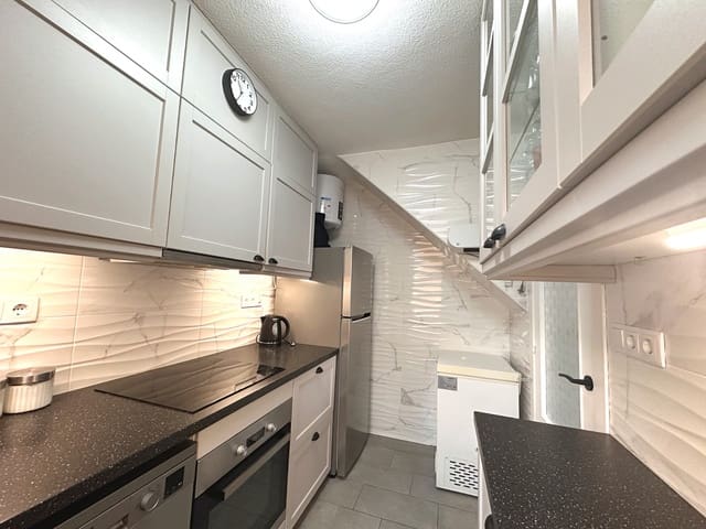 2 chambre Appartement à vendre à El Chaparral, Torrevieja avec piscine - 160 000 € (Ref: 9598208)