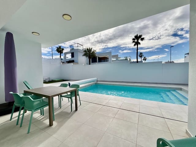 3 soveværelse Villa til salg i Benijófar med swimmingpool - € 569.500 (Ref: 9606392)