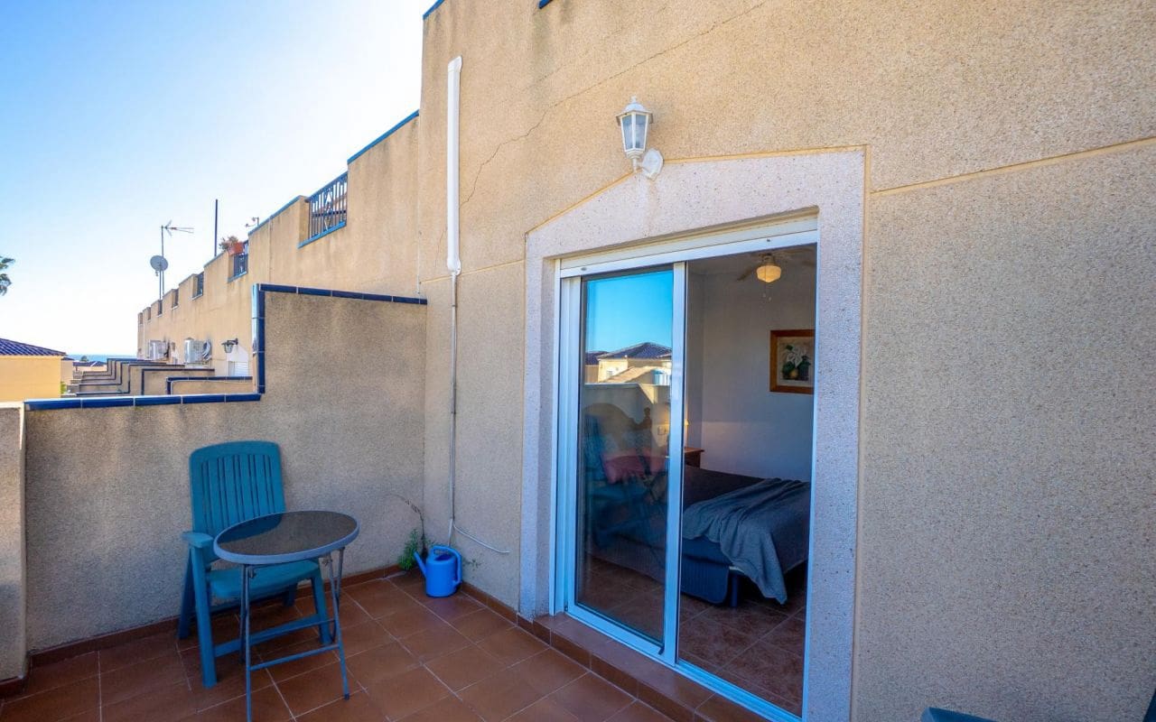 3 soveværelse Byhus til salg i Orihuela Costa med swimmingpool - € 195.000 (Ref: 9609554)