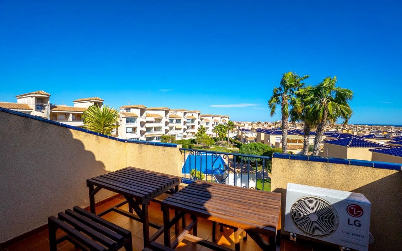 3 soveværelse Byhus til salg i Orihuela Costa med swimmingpool - € 195.000 (Ref: 9609554)