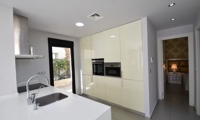 3 slaapkamer Villa te koop in Ciudad Quesada, Rojales met zwembad - € 459.000 (Ref: 9628002)