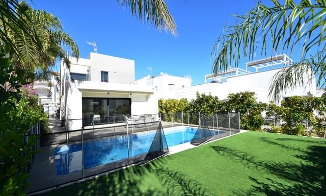 3 slaapkamer Villa te koop in Ciudad Quesada, Rojales met zwembad - € 459.000 (Ref: 9628002)