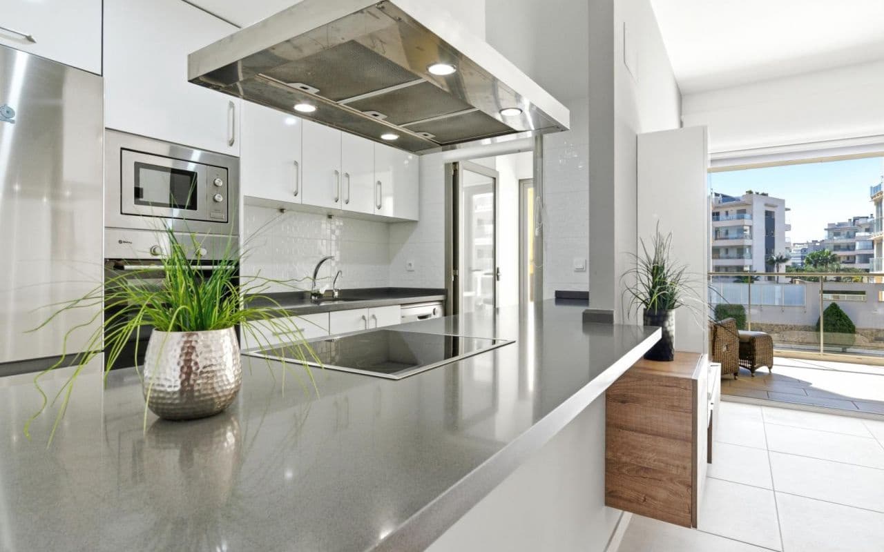 Leilighet til salgs i Los Dolses med svømmebasseng - € 249 000 (Ref: 9628174)