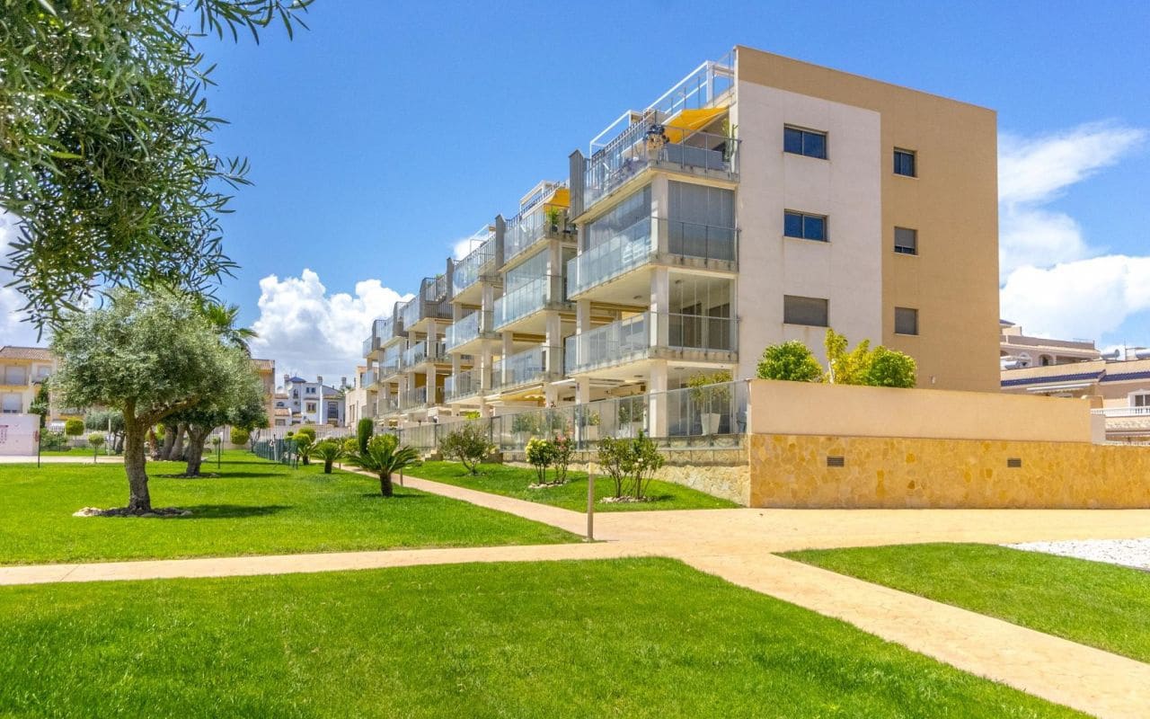 Leilighet til salgs i Los Dolses med svømmebasseng - € 249 000 (Ref: 9628174)