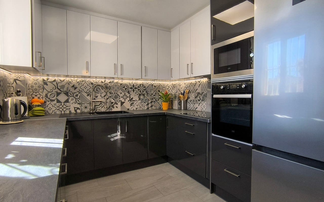 4 soveværelse Villa til salg i Ciudad Quesada med swimmingpool garage - € 375.000 (Ref: 9635133)