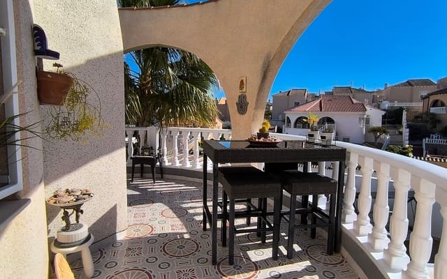 4 soveværelse Villa til salg i Ciudad Quesada, Rojales med swimmingpool garage - € 375.000 (Ref: 9635133)