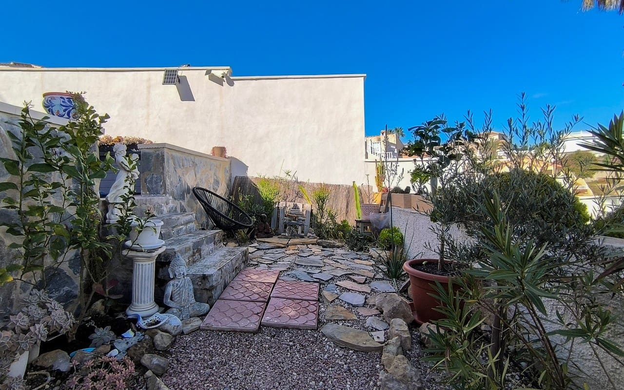 4 soveværelse Villa til salg i Ciudad Quesada med swimmingpool garage - € 375.000 (Ref: 9635133)