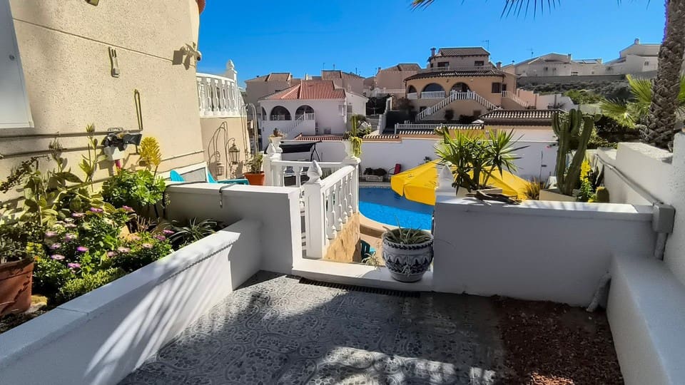 4 quarto Moradia para venda em Ciudad Quesada com piscina garagem - 385 000 € (Ref: 9635133)