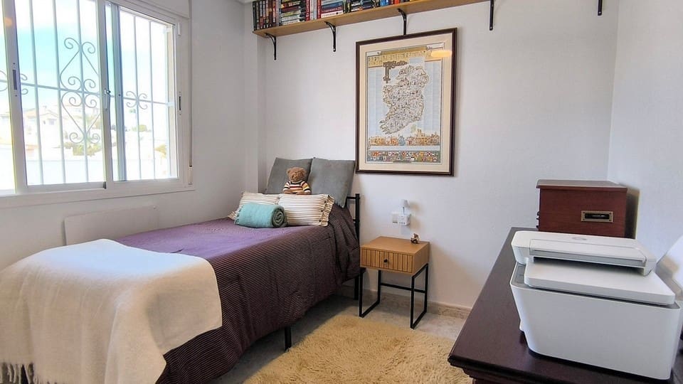 4 quarto Moradia para venda em Ciudad Quesada com piscina garagem - 385 000 € (Ref: 9635133)