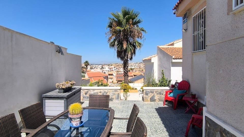 4 quarto Moradia para venda em Ciudad Quesada com piscina garagem - 385 000 € (Ref: 9635133)