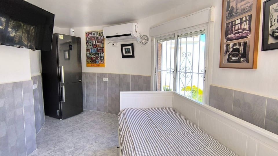 4 quarto Moradia para venda em Ciudad Quesada com piscina garagem - 385 000 € (Ref: 9635133)