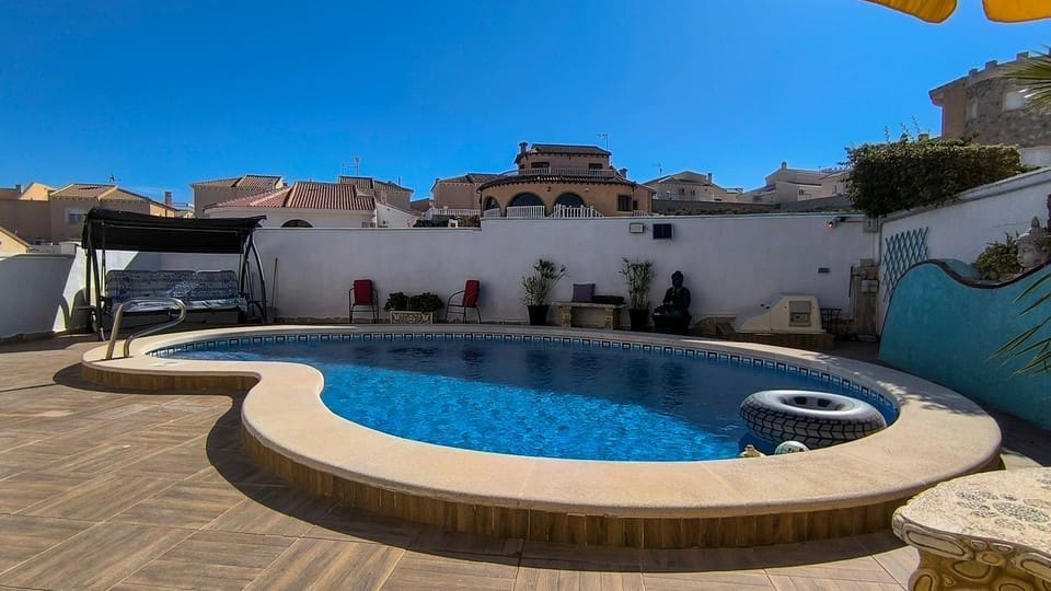 4 quarto Moradia para venda em Ciudad Quesada com piscina garagem - 385 000 € (Ref: 9635133)