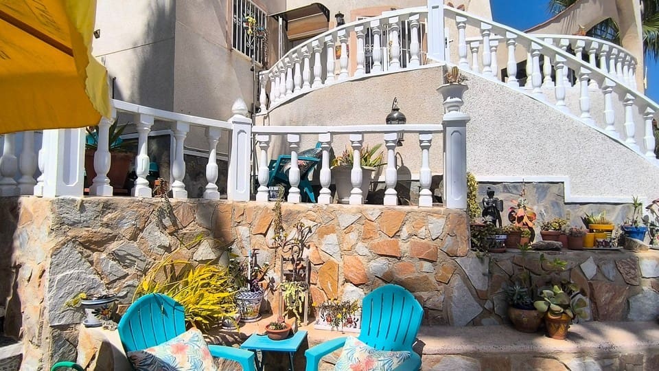 4 quarto Moradia para venda em Ciudad Quesada com piscina garagem - 385 000 € (Ref: 9635133)