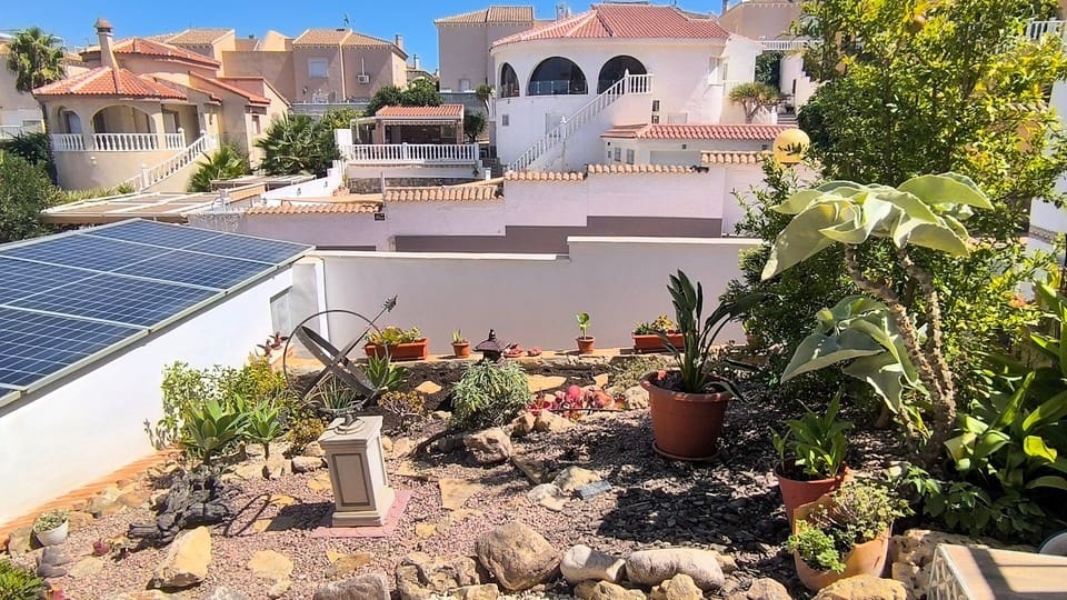 4 quarto Moradia para venda em Ciudad Quesada com piscina garagem - 385 000 € (Ref: 9635133)