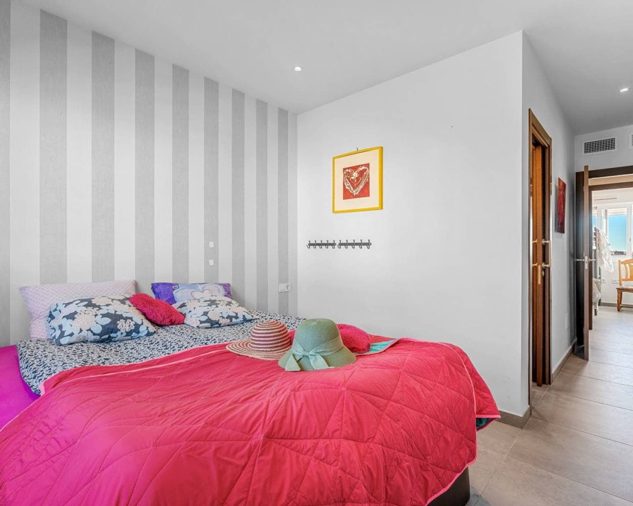 2 Zimmer Apartment zu verkaufen in Torrevieja mit Pool - 279.000 € (Ref: 9642455)