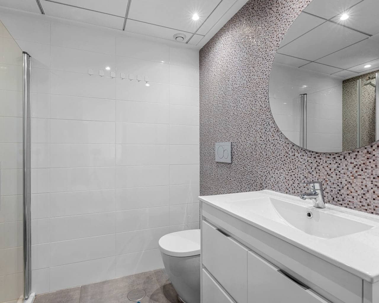 2 Zimmer Apartment zu verkaufen in Torrevieja mit Pool - 279.000 € (Ref: 9642455)