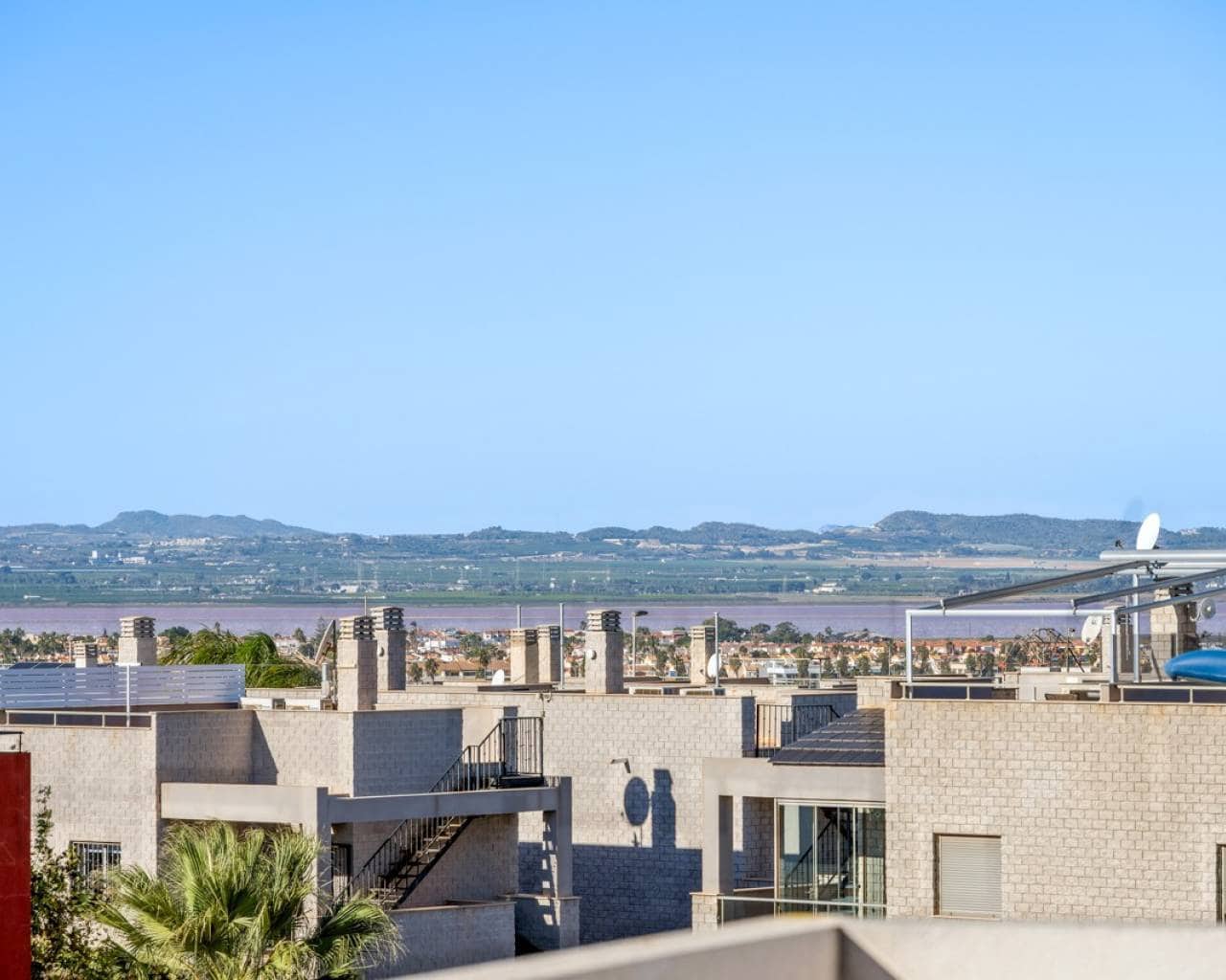 2 Zimmer Apartment zu verkaufen in Torrevieja mit Pool - 279.000 € (Ref: 9642455)