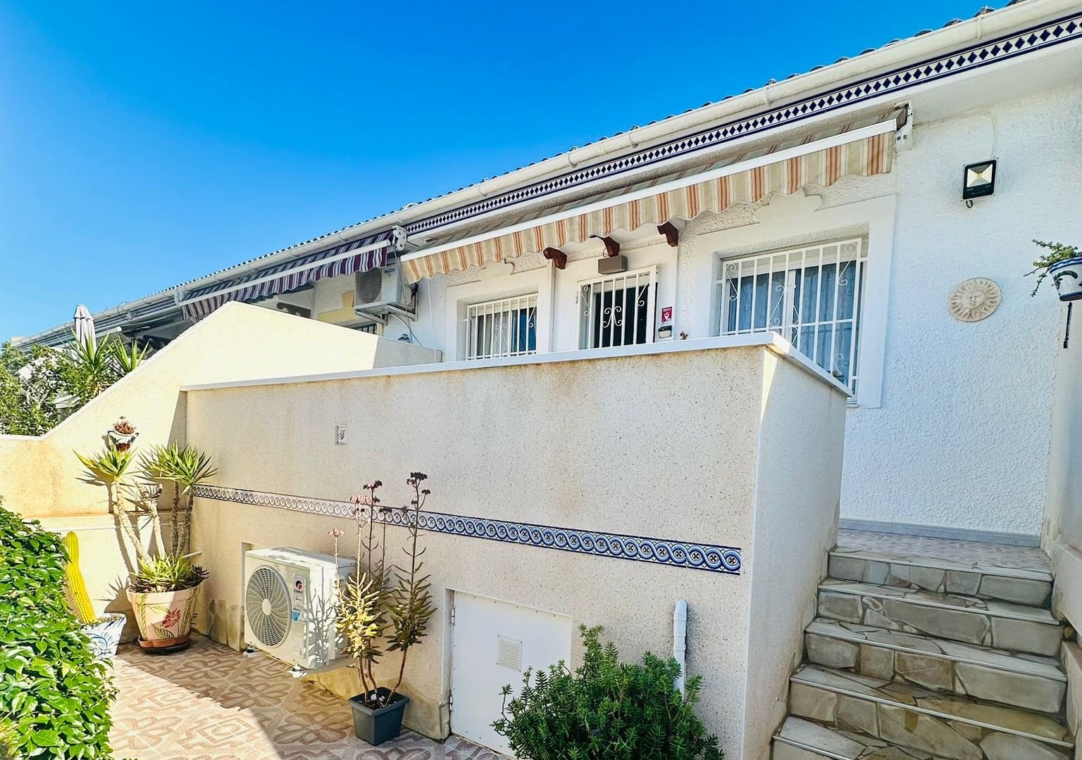 2 chambre Bungalow à vendre à Ciudad Quesada - 149 500 € (Ref: 9653021)