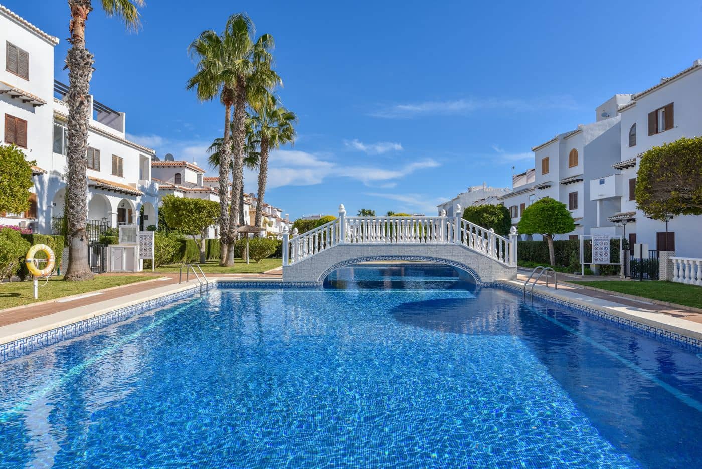 Apartamento de 2 habitaciones en Ciudad Quesada en venta con piscina - 155.000 € (Ref: 9659685)