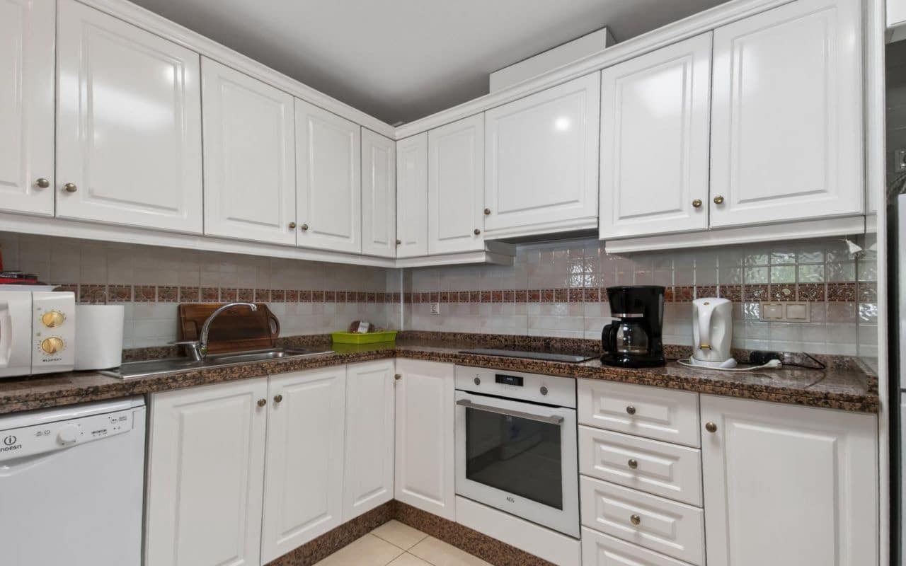 3 bedroom Bungalow for sale in Torrevieja with pool - € 219,000 (Ref: 9669346)