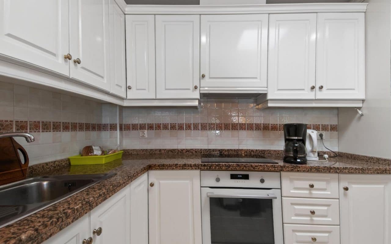 3 bedroom Bungalow for sale in Torrevieja with pool - € 219,000 (Ref: 9669346)