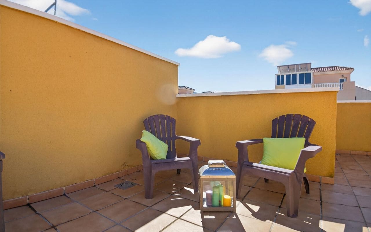 3 bedroom Bungalow for sale in Torrevieja with pool - € 219,000 (Ref: 9669346)