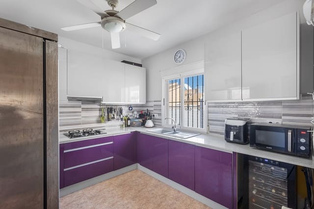 4 Zimmer Villa zu verkaufen in Benijófar mit Pool Garage - 369.900 € (Ref: 9671267)