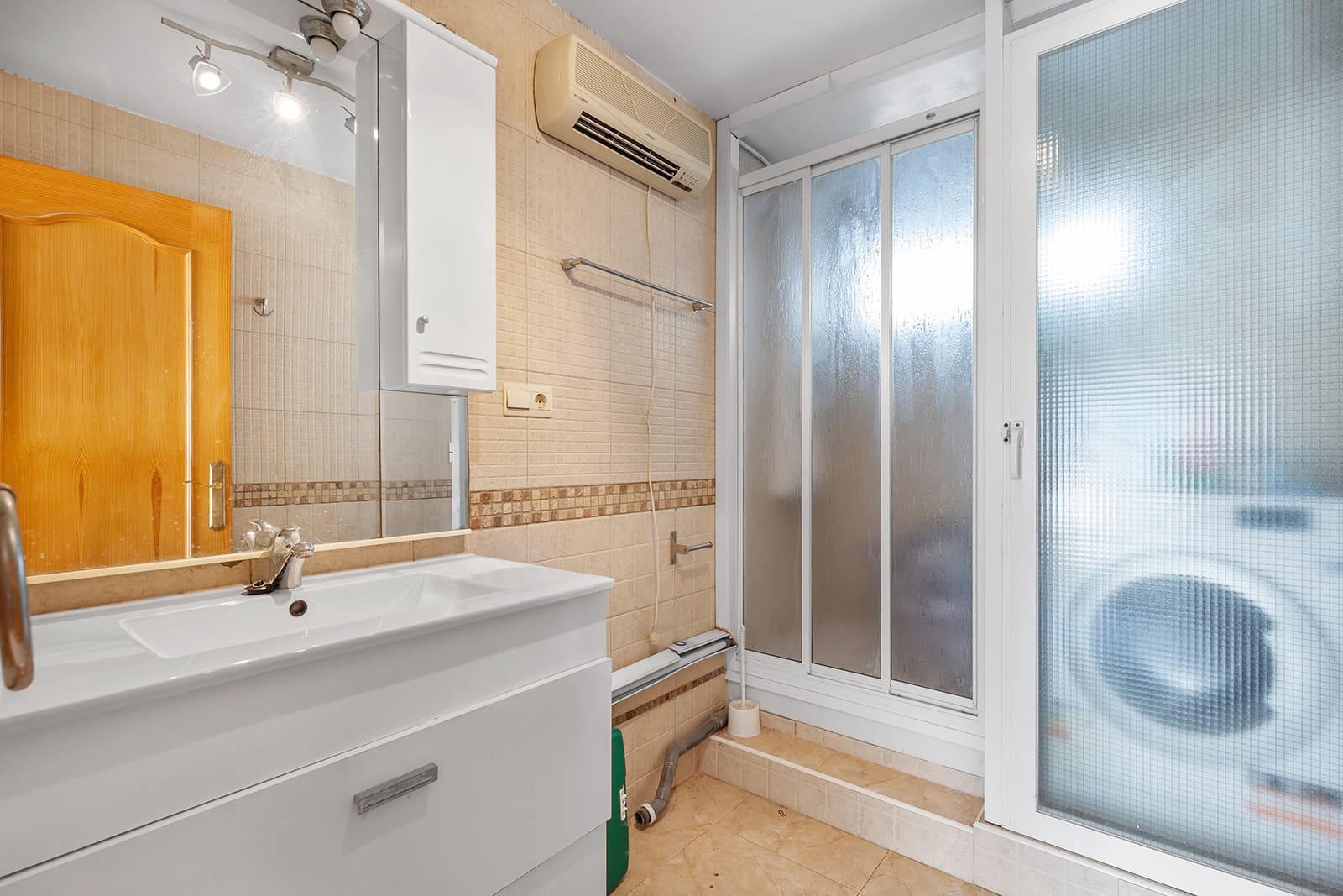 4 Zimmer Villa zu verkaufen in Benijofar mit Pool Garage - 369.900 € (Ref: 9671267)