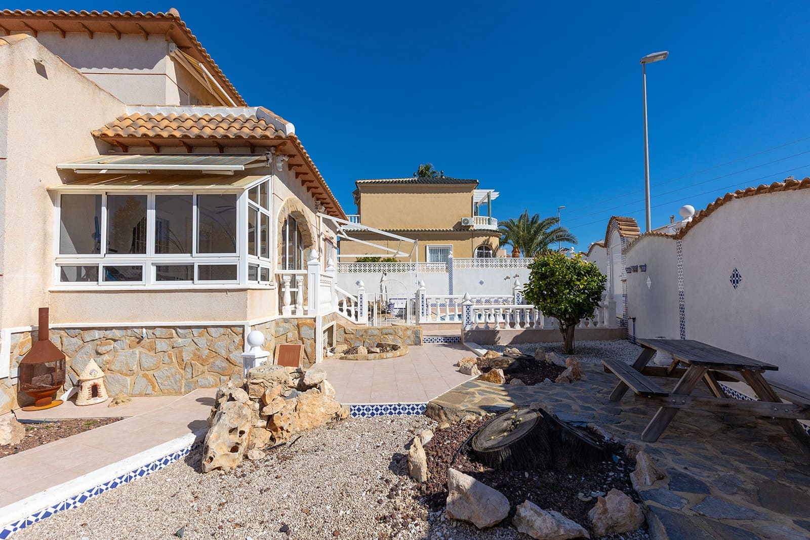 4 Zimmer Villa zu verkaufen in Benijofar mit Pool Garage - 369.900 € (Ref: 9671267)