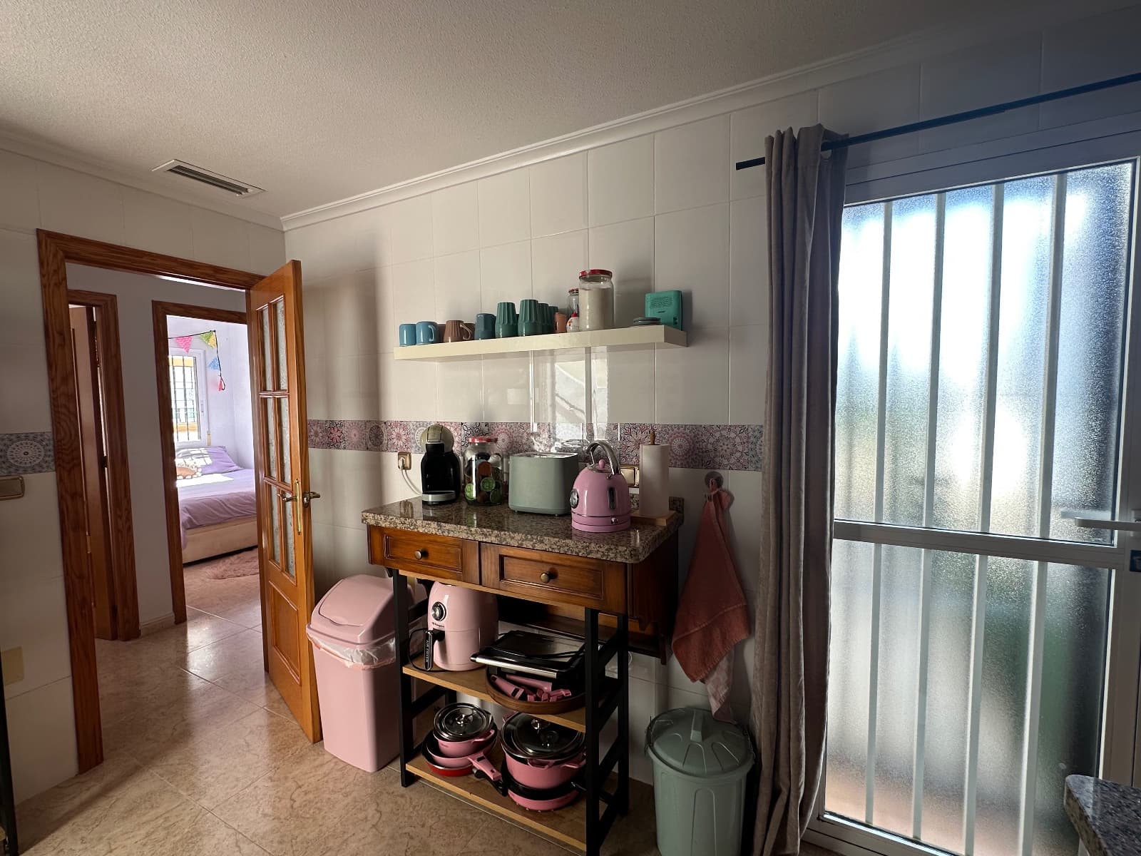 Chalet de 3 habitaciones en Guardamar del Segura en venta con piscina - 220.000 € (Ref: 9674763)