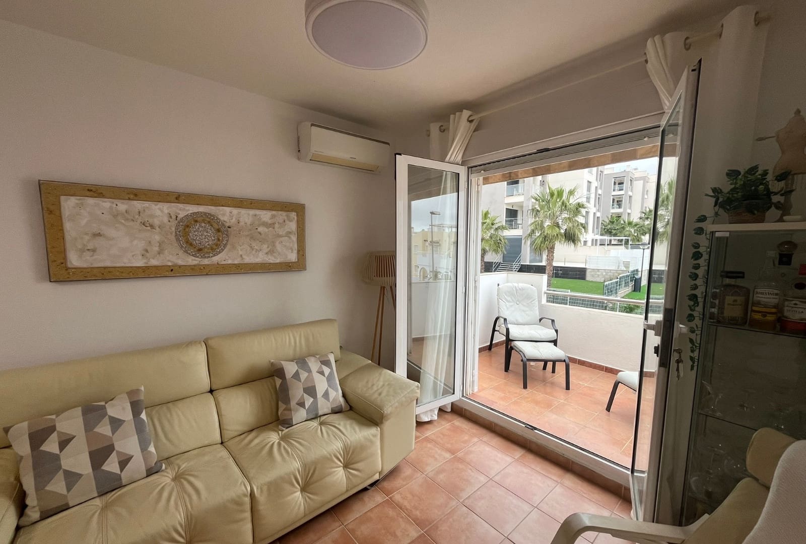 2 slaapkamer Appartement te koop in Villamartin met zwembad - € 199.000 (Ref: 9674764)