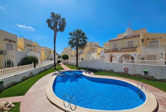 2 slaapkamer Appartement te koop in Villamartin, Orihuela met zwembad - € 199.000 (Ref: 9674764)