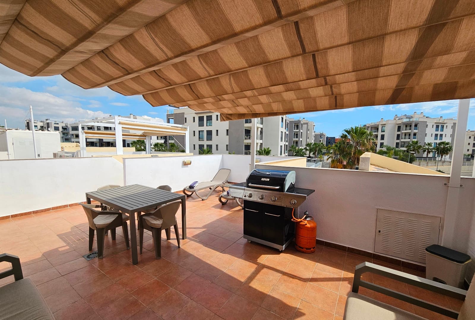 2 slaapkamer Appartement te koop in Villamartin met zwembad - € 199.000 (Ref: 9674764)