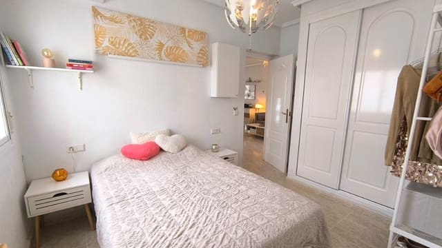 3 bedroom Bungalow for sale in Benijófar with pool - € 239,950 (Ref: 9675977)