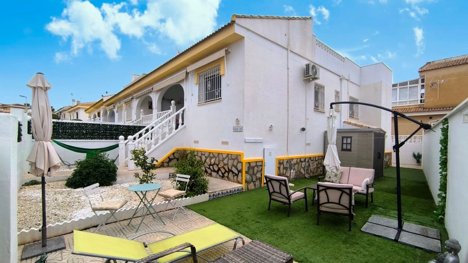 3 chambre Bungalow à vendre à Benijofar avec piscine - 239 950 € (Ref: 9675977)