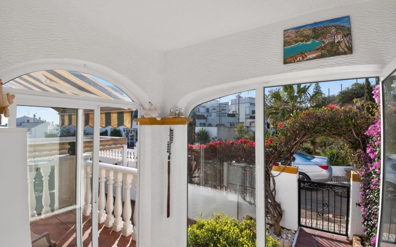 3 bedroom Terraced Villa for sale in Orihuela Costa with pool - € 239,000 (Ref: 9688483)